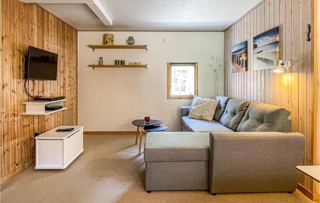 2 Bedroom Pet Friendly Home In Neksø Eksteriør billede