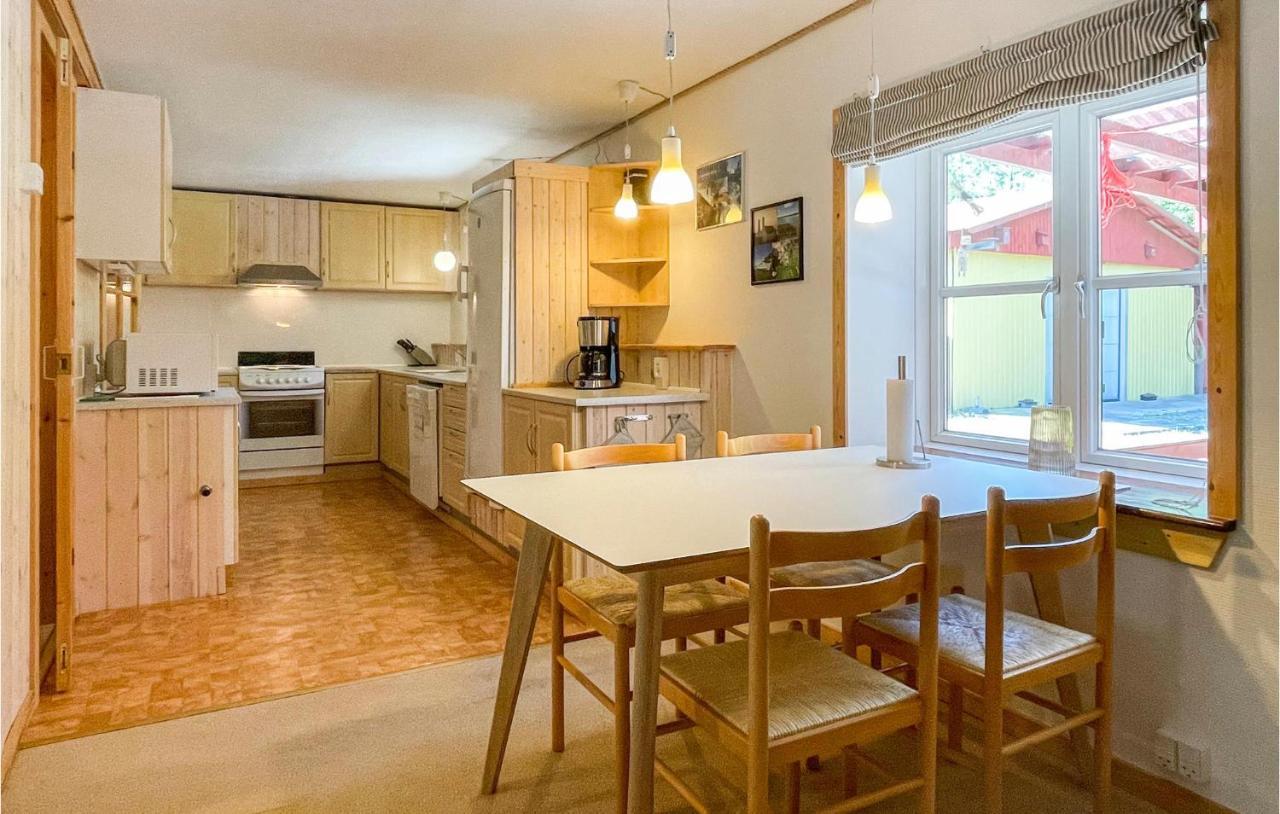 2 Bedroom Pet Friendly Home In Neksø Eksteriør billede