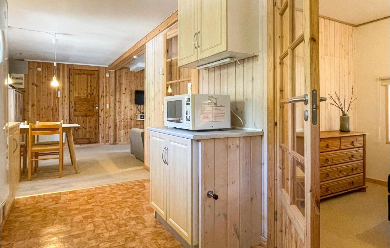 2 Bedroom Pet Friendly Home In Neksø Eksteriør billede