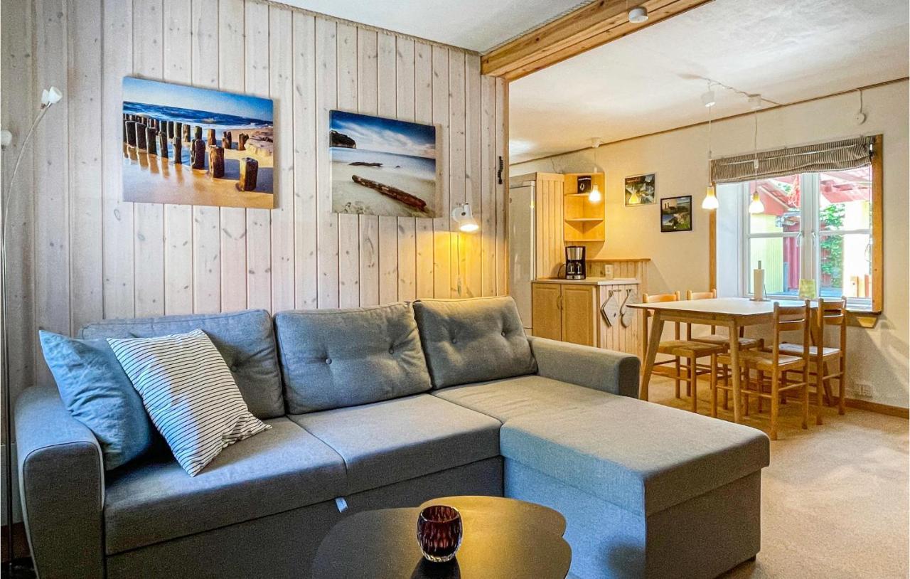 2 Bedroom Pet Friendly Home In Neksø Eksteriør billede