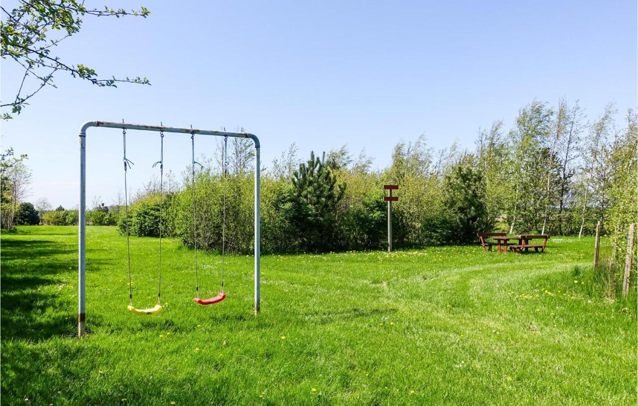 2 Bedroom Pet Friendly Home In Neksø Eksteriør billede